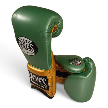 WBC Limited Edition CLETO REYES PREMIUM BOXING GLOVES (14oz) (Like New)